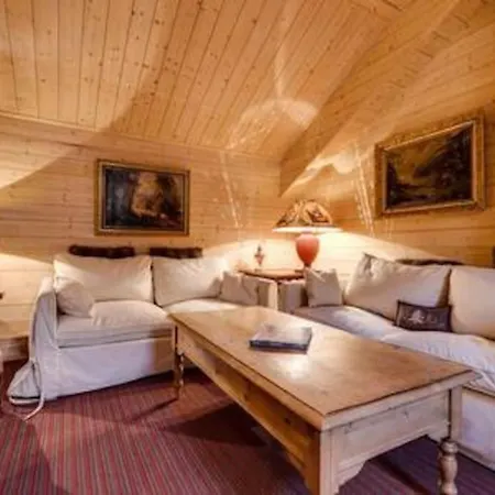 Ancolie 2e Cosy Dans Un